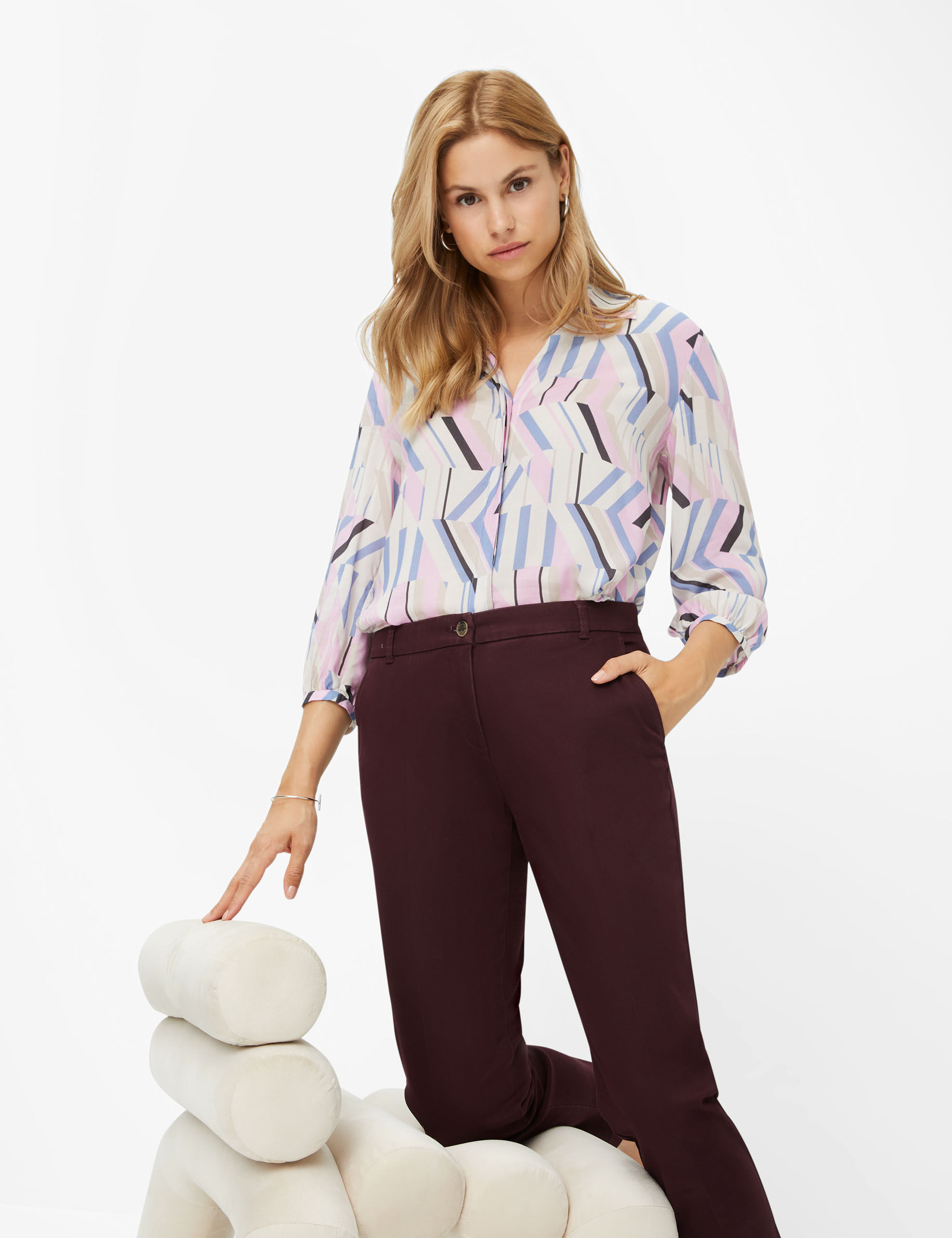 Women Style MARON S BERRY Regular Fit Detail 1