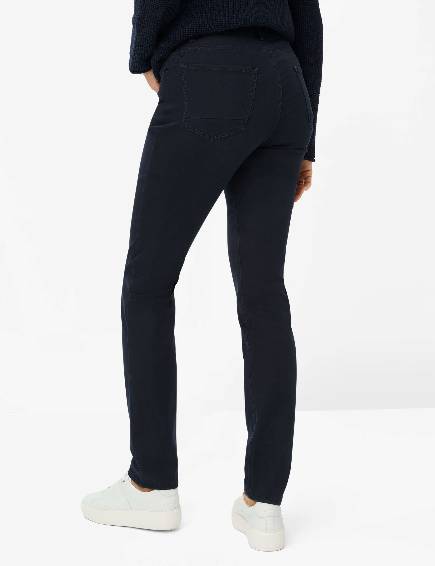 Women Style SHAKIRA NAVY Slim Fit Model back