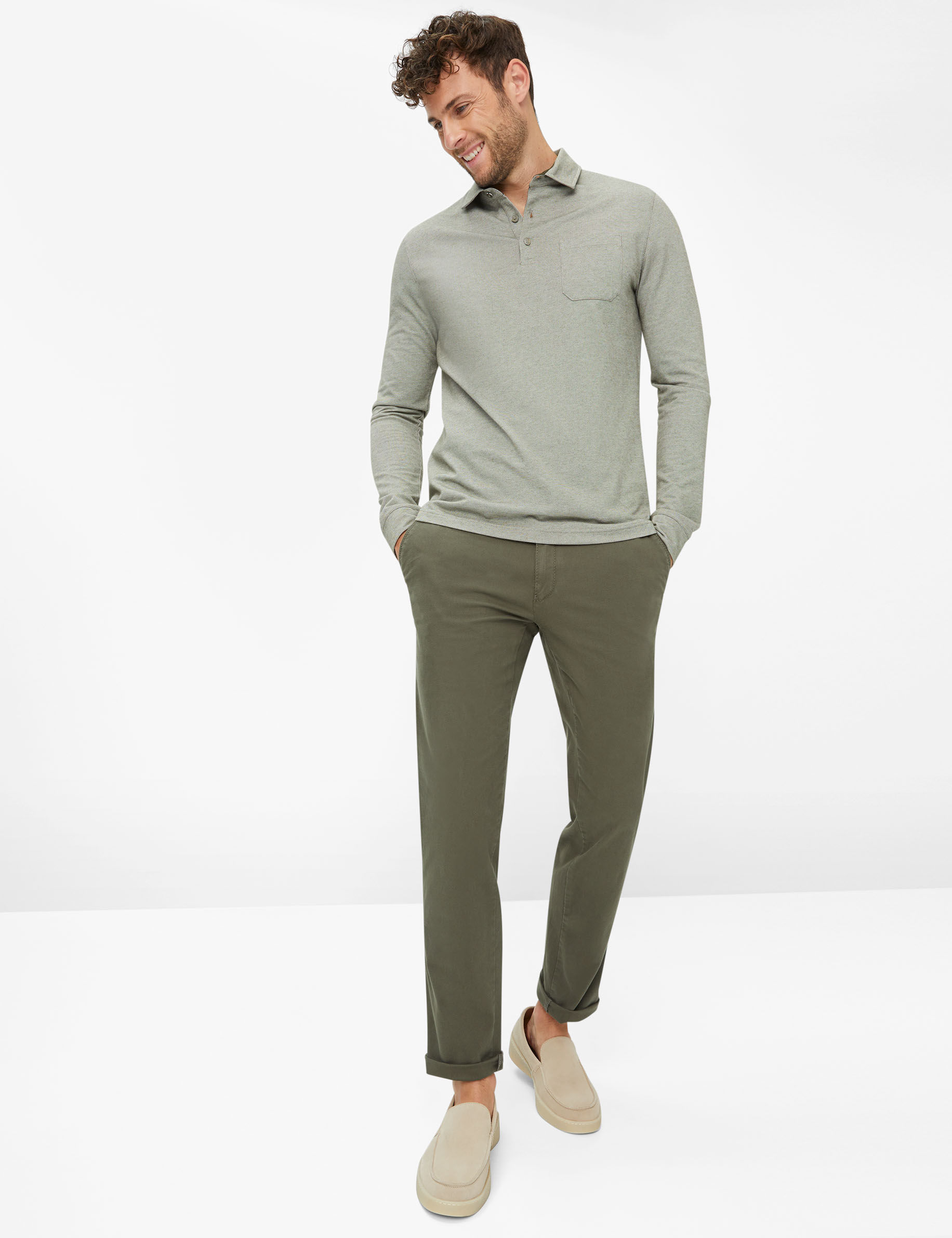 Men Style PHARELL olive  Model Outfit