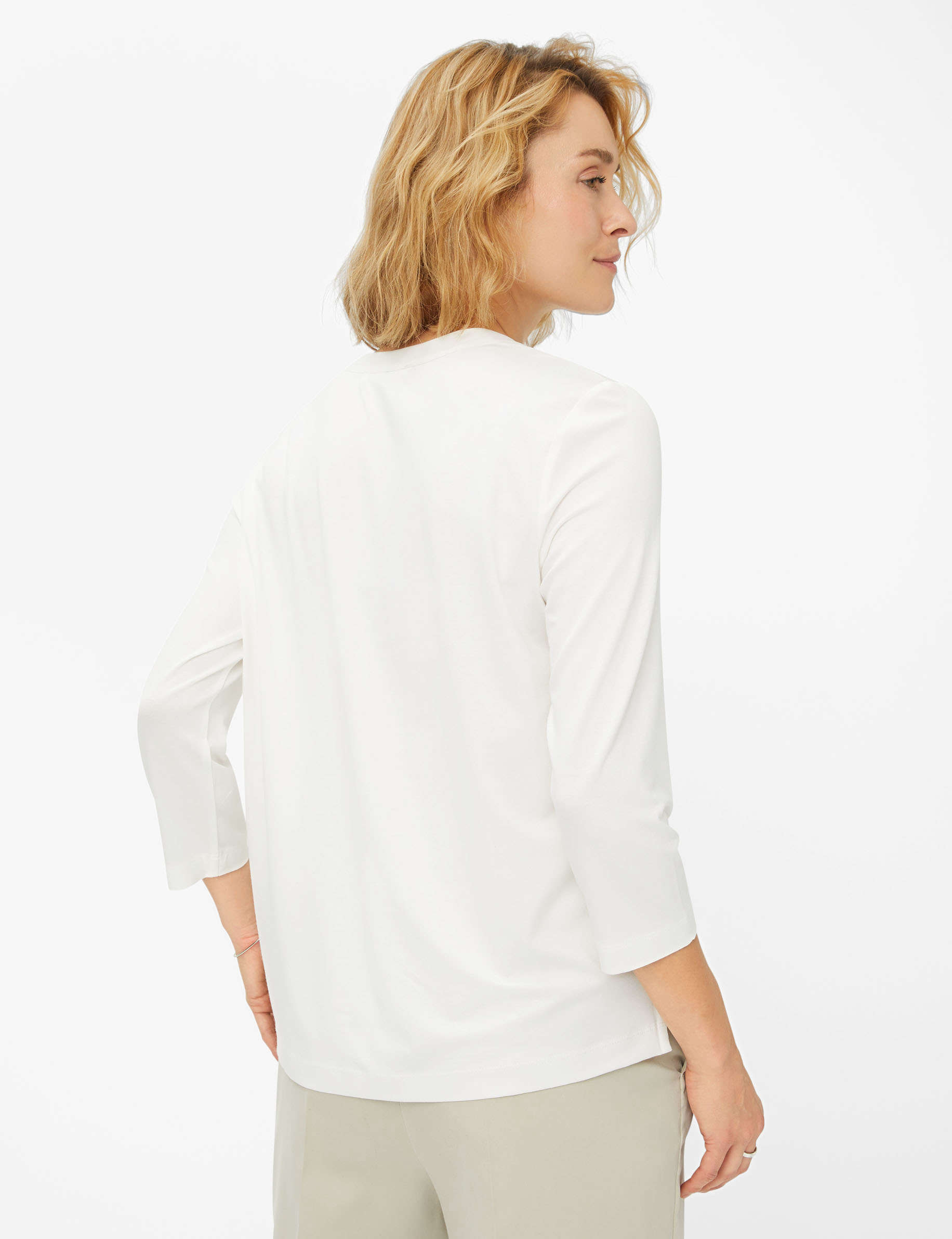 Women Style CLARISSA offwhite  Model back