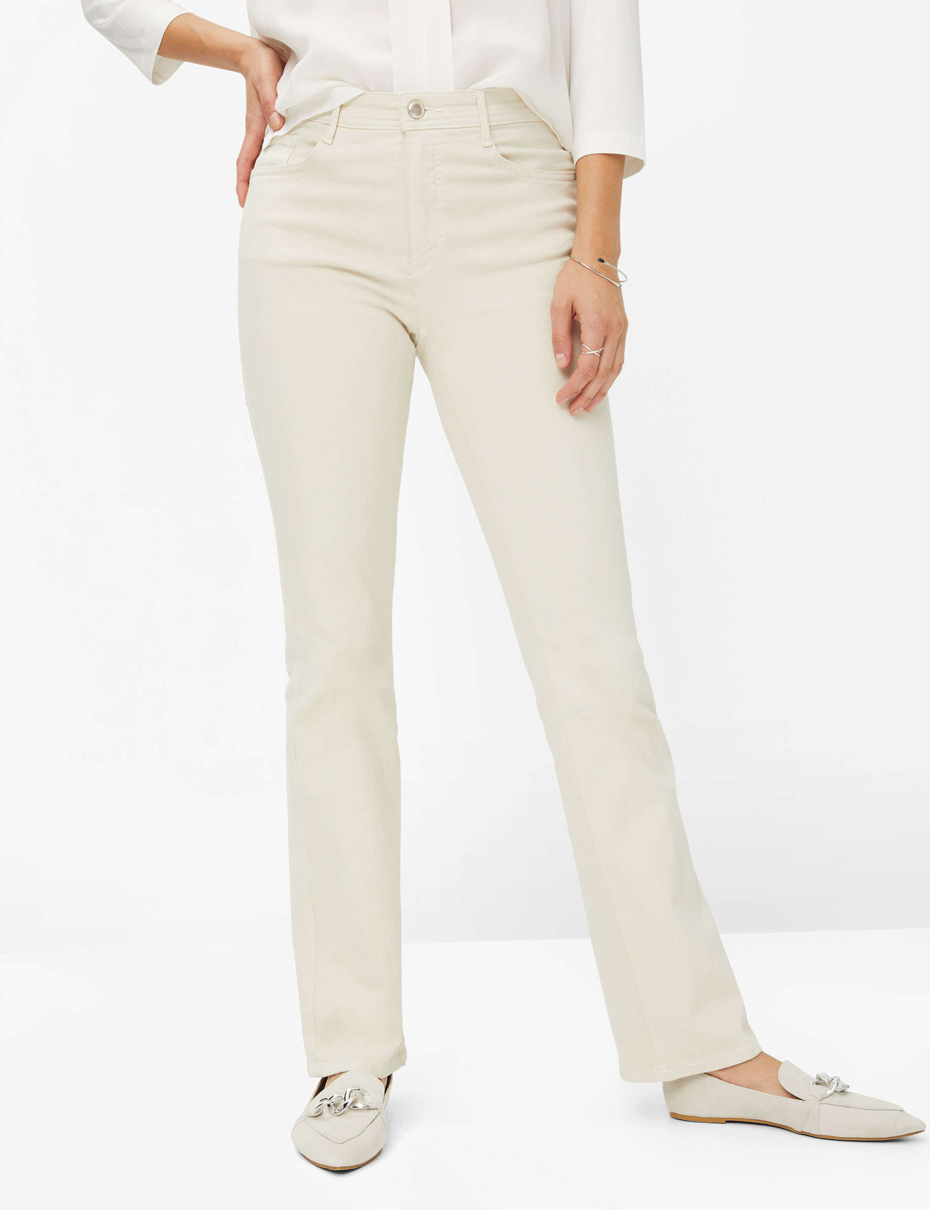 Shades of White, Women, REGULAR BOOTCUT, Style MARY, MODEL_FRONT_ISHOP