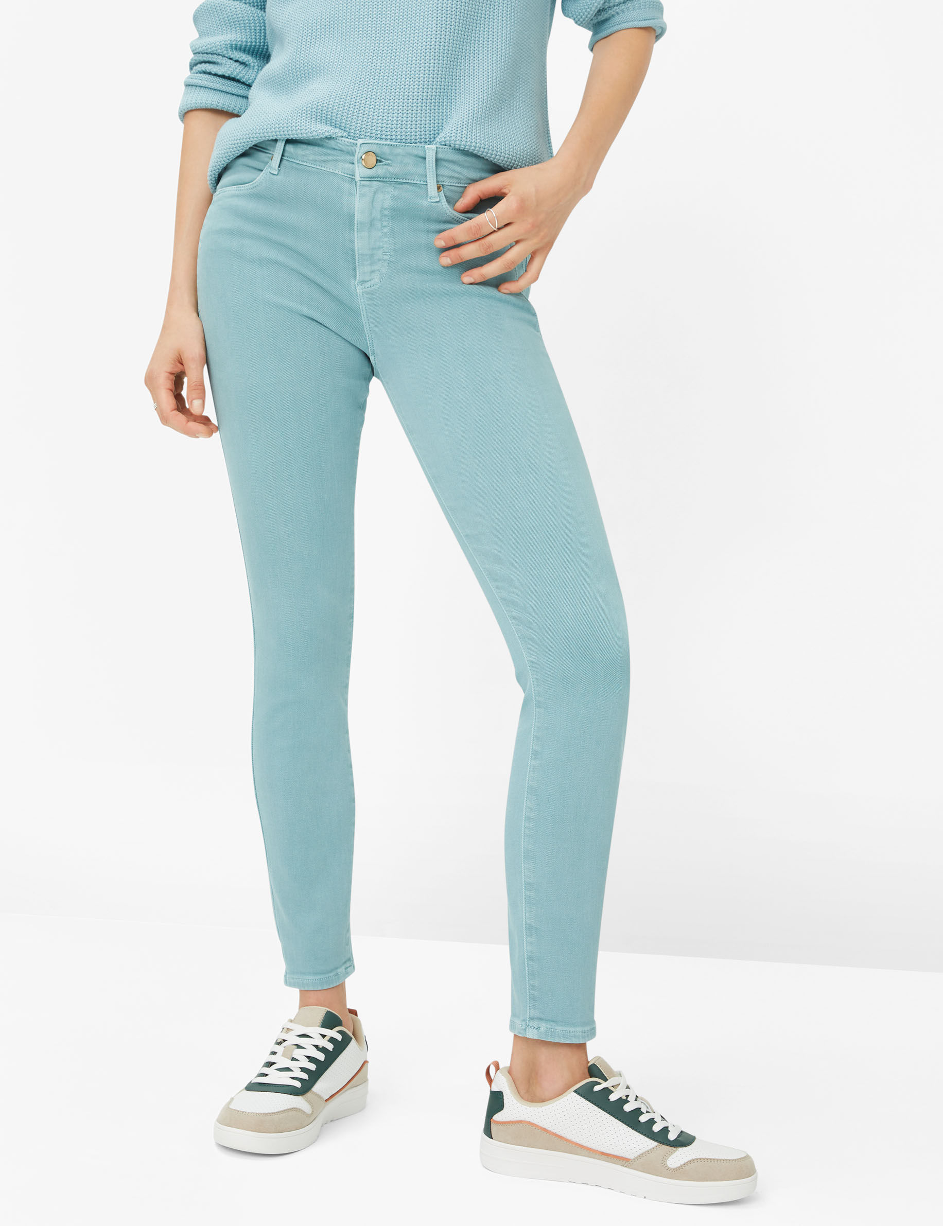 Women Style ANA DUSTY MINT Skinny Fit Model Front