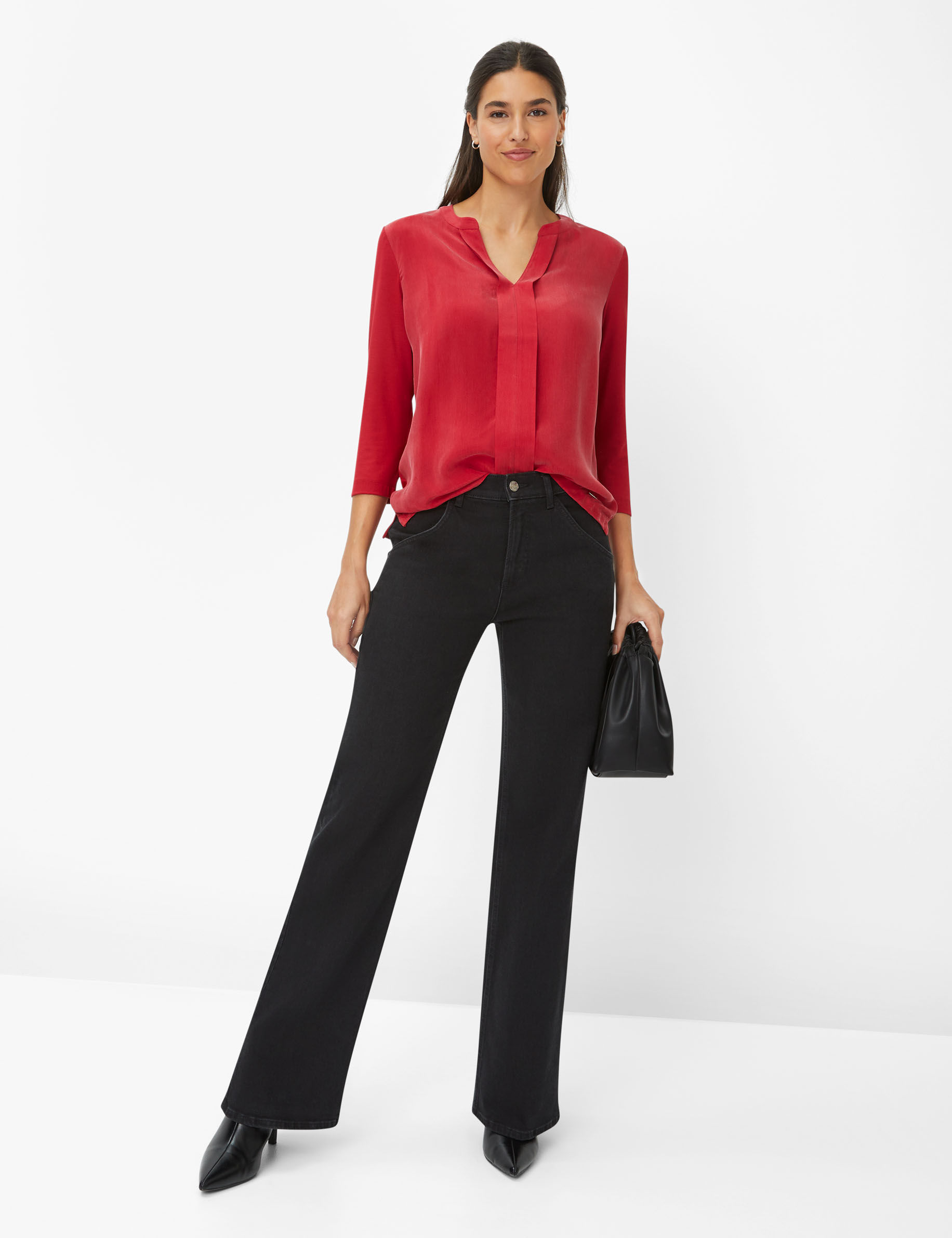 Women Style CLARISSA carmine  Model Outfit