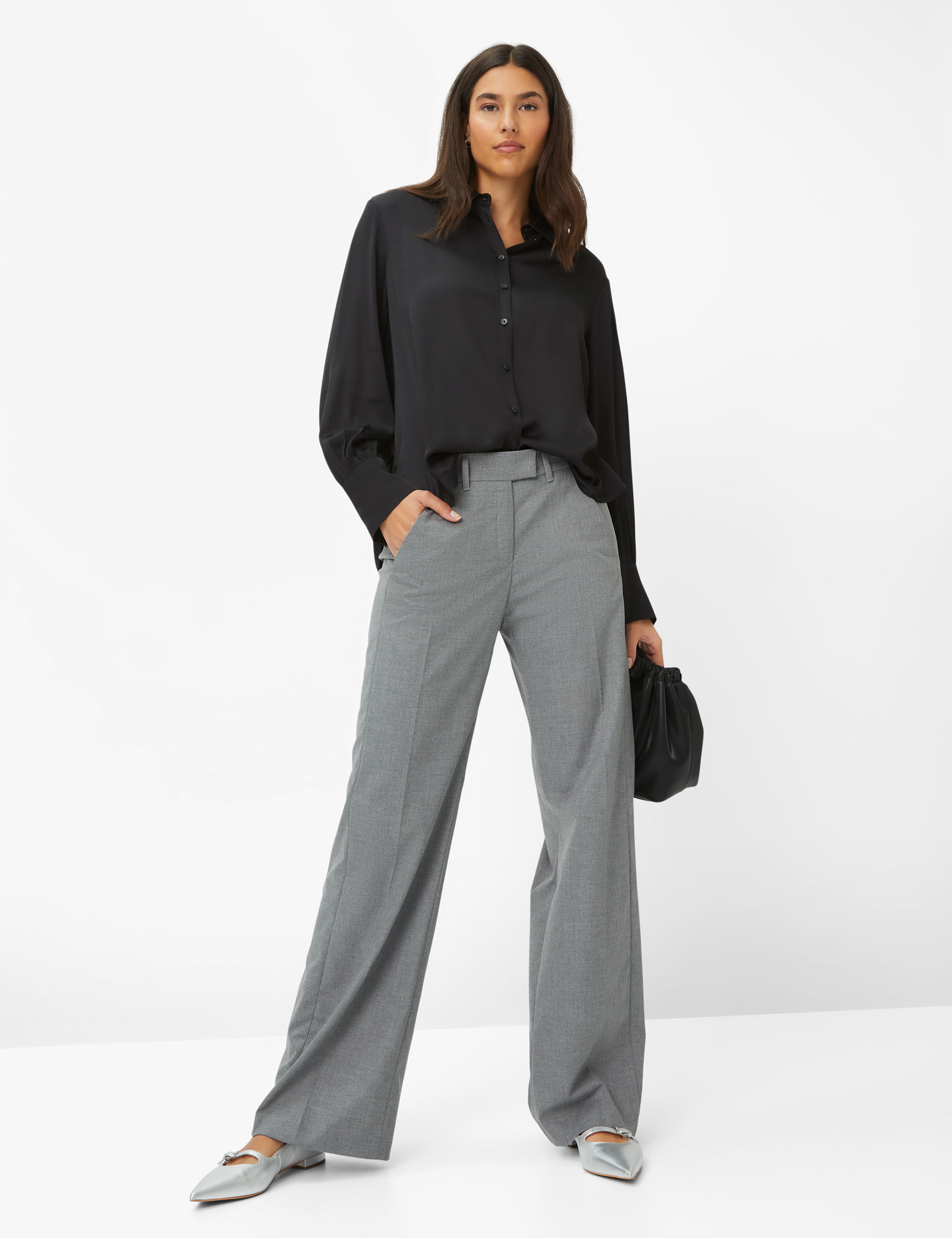 Women Style MAINE SMOKE GREY Wide Leg Model Outfit