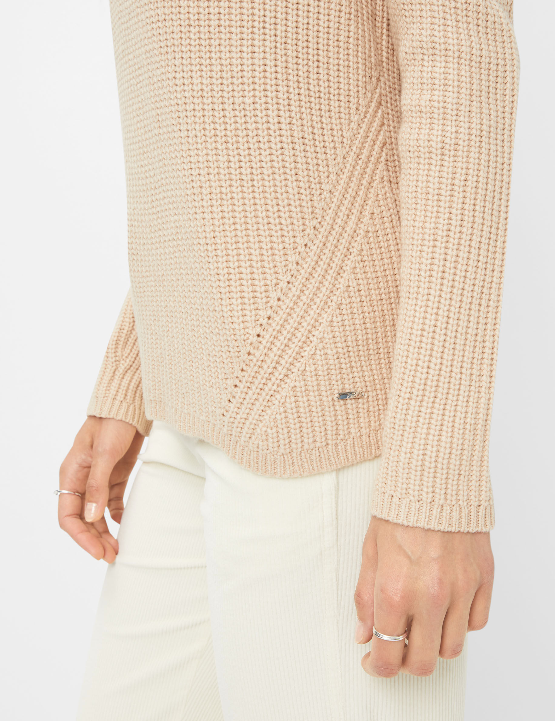 Women Style LANA soft beige  Detail 2