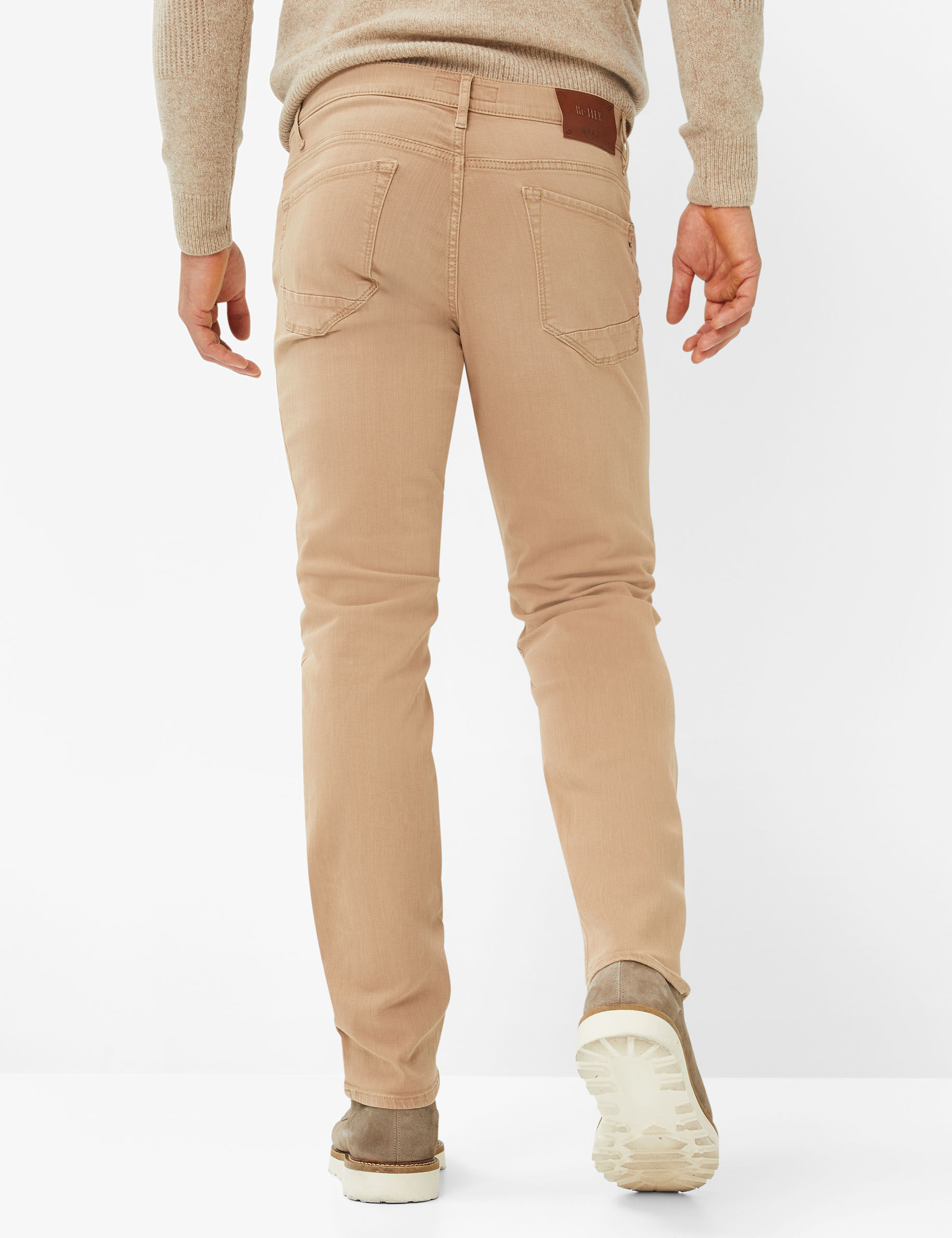 Men Style CHUCK BEIGE Modern Fit Model back