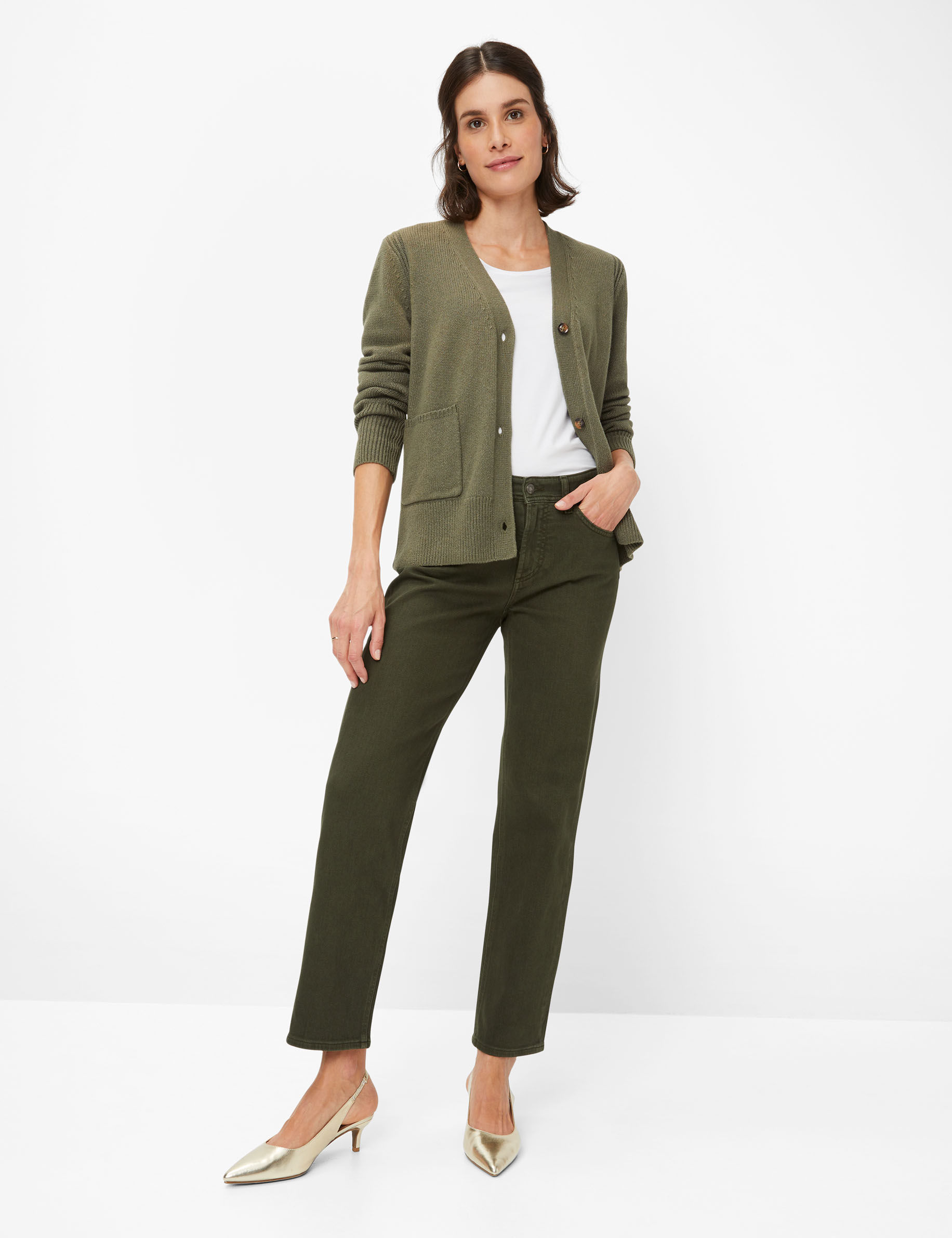 Women Style ALICIA soft khaki  Model Outfit