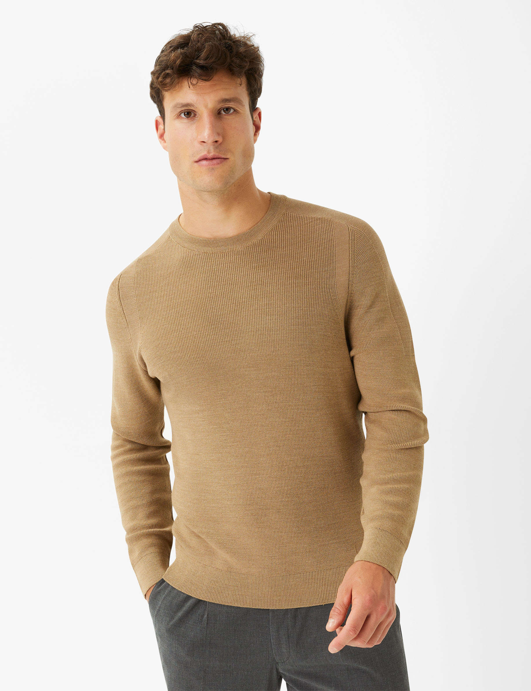 Men Style ROY camel  Model Front