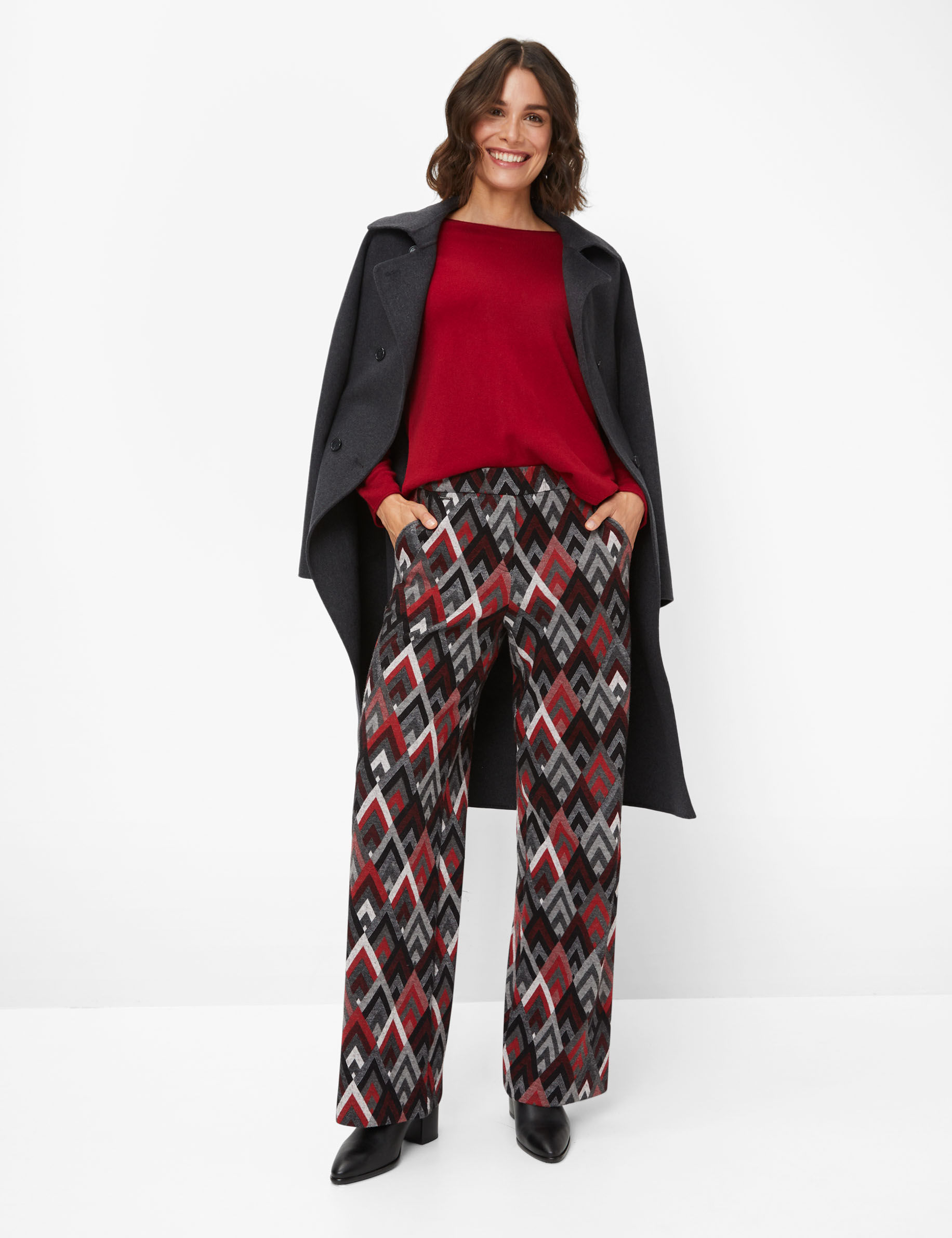 Women Style MAINE CARMINE Wide Leg Model Outfit