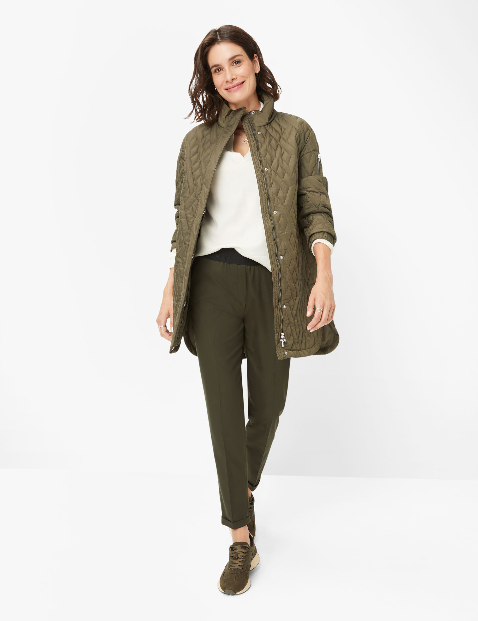 Women Style MARON S DARK KHAKI Regular Fit Model Outfit