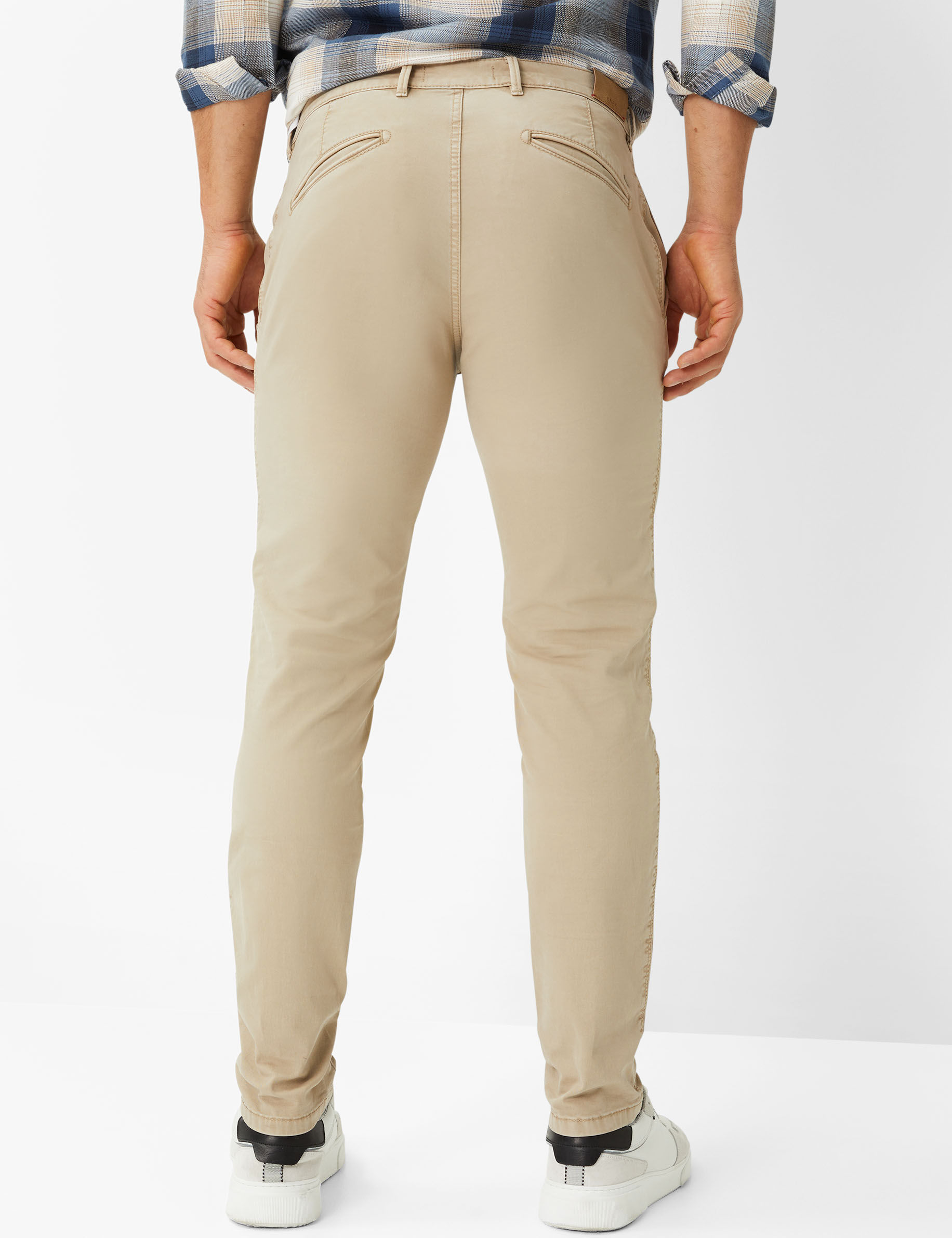 Men Style SILVIO BEIGE Slim Fit Model back