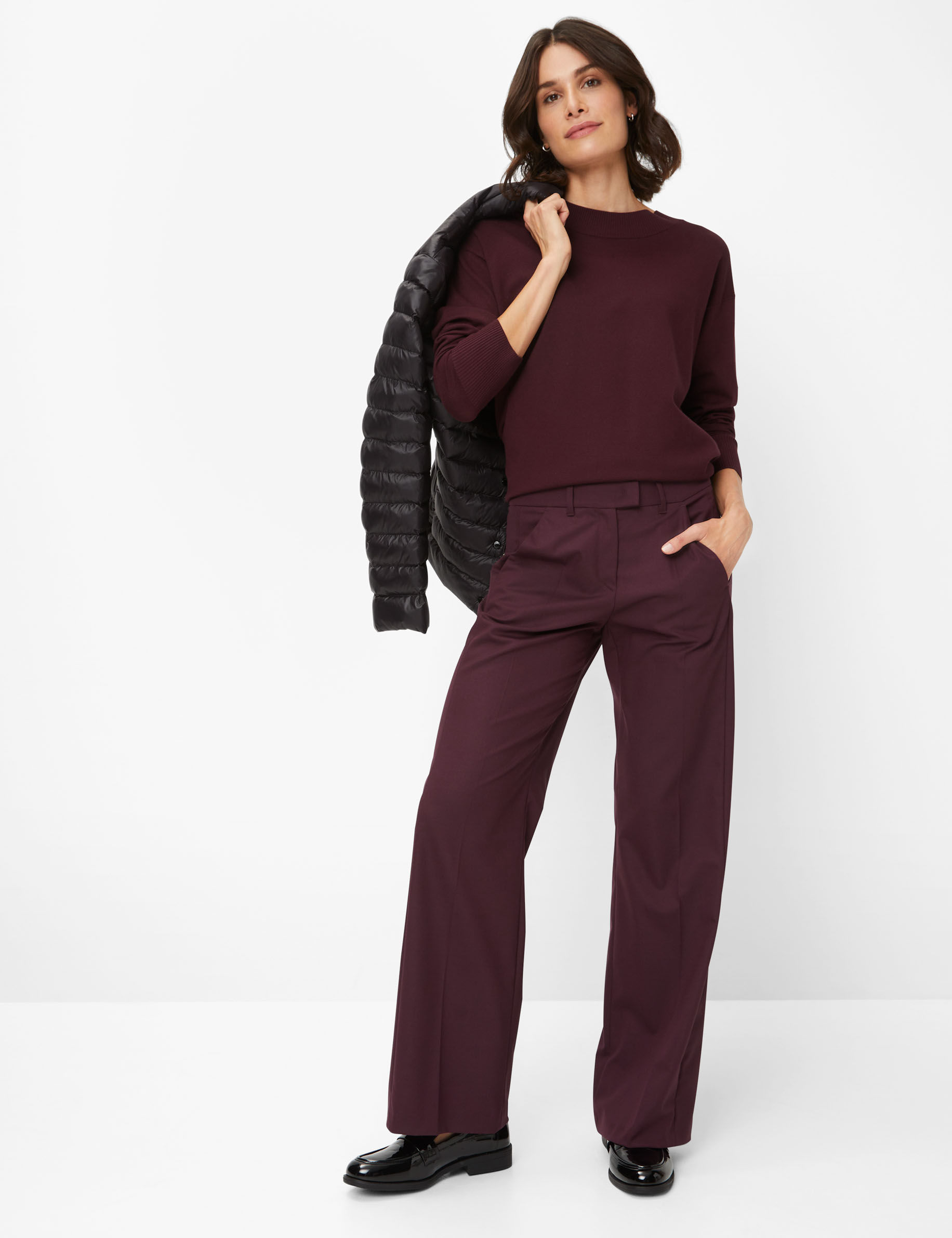 Women Style MAINE BERRY Wide Leg Model Outfit