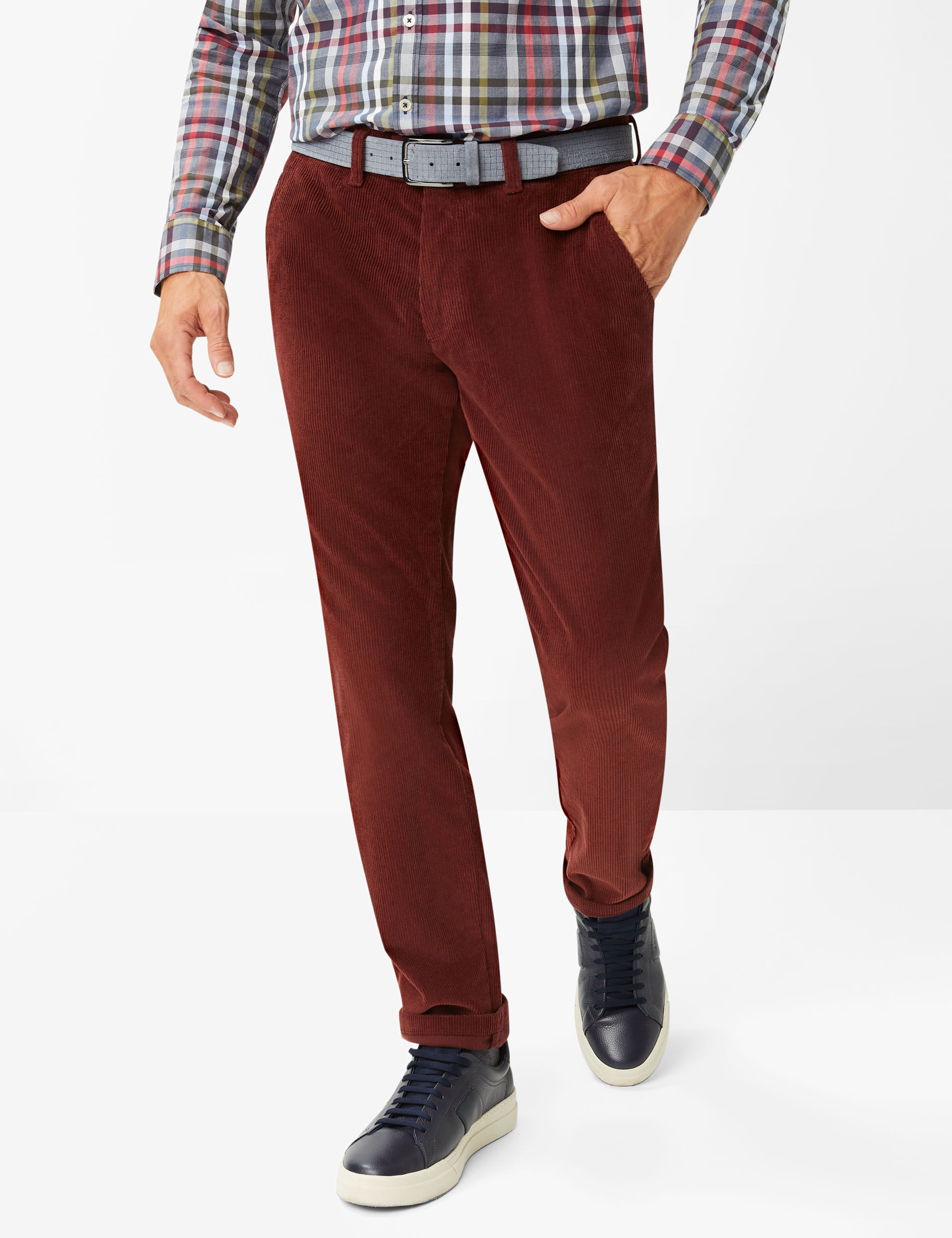 Men Style JIM MERLOT Regular Fit Model Front