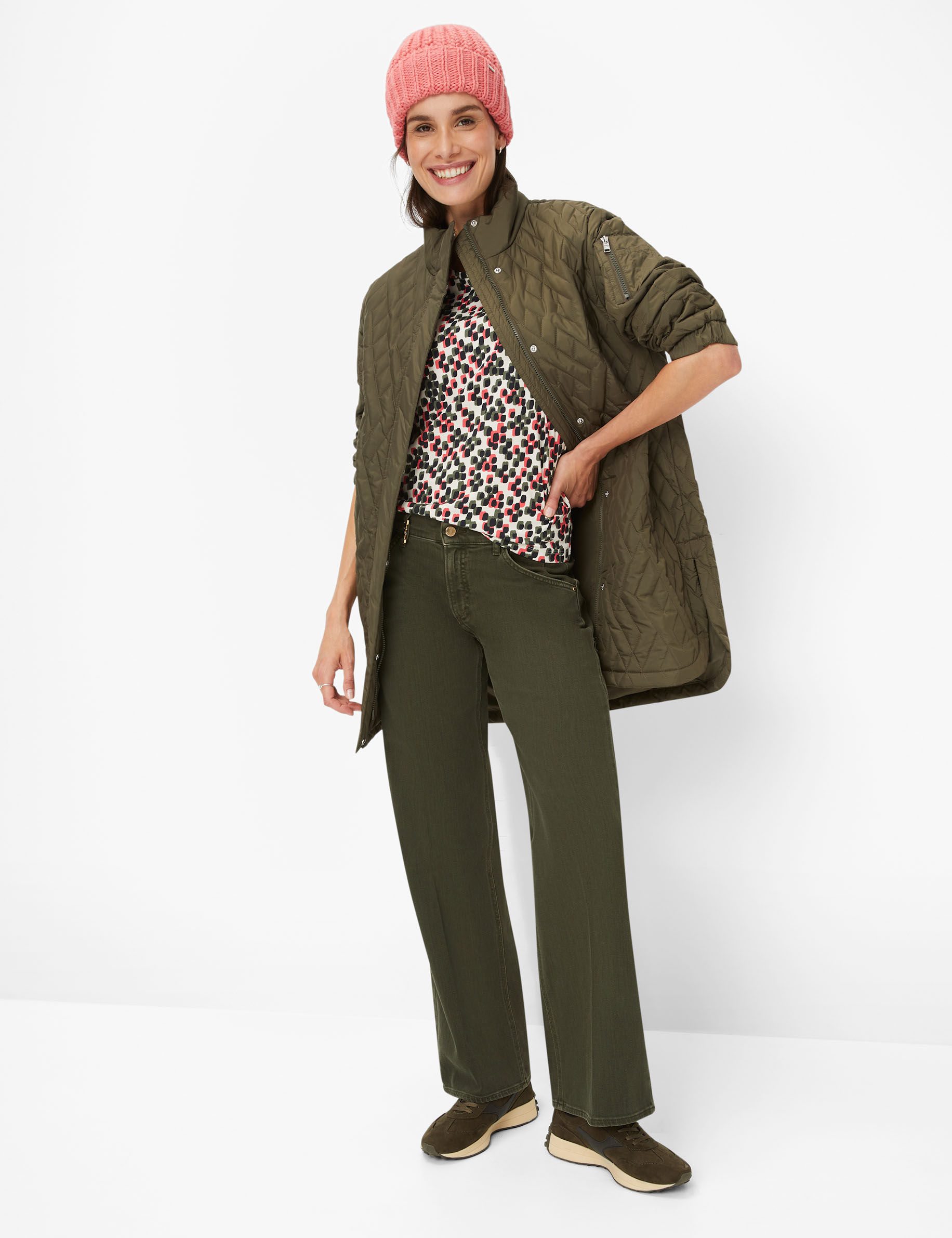 Women Style MAINE DARK KHAKI Wide Leg Model Outfit